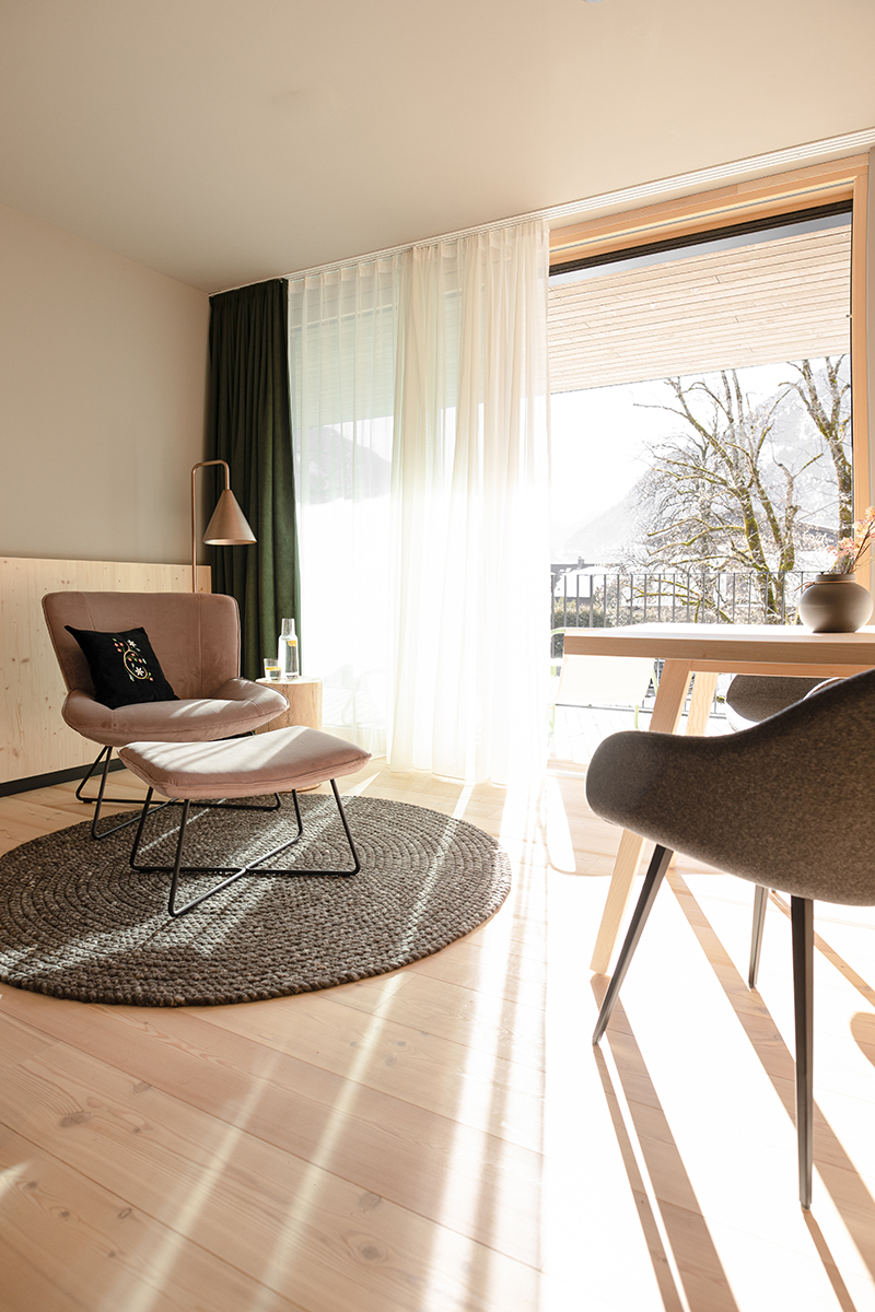 6 Zimmer Ansicht 2 Amrai